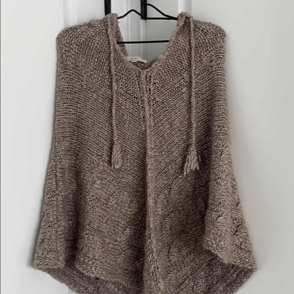 Sweater cape